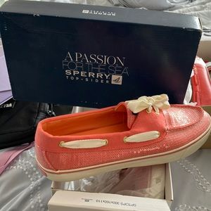 Sperry  top siders sz 11 sequin coral